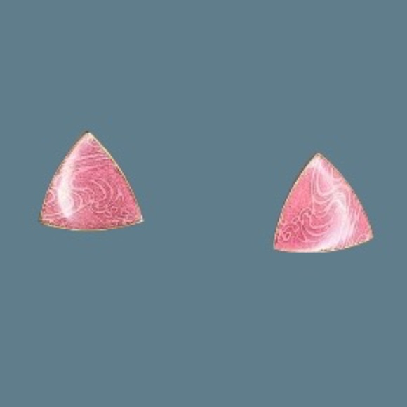 Vintage Triangular Isle of Skye Pink Swirl Pierced Stud Earrings Signed Gold Tn - Picture 3 of 4